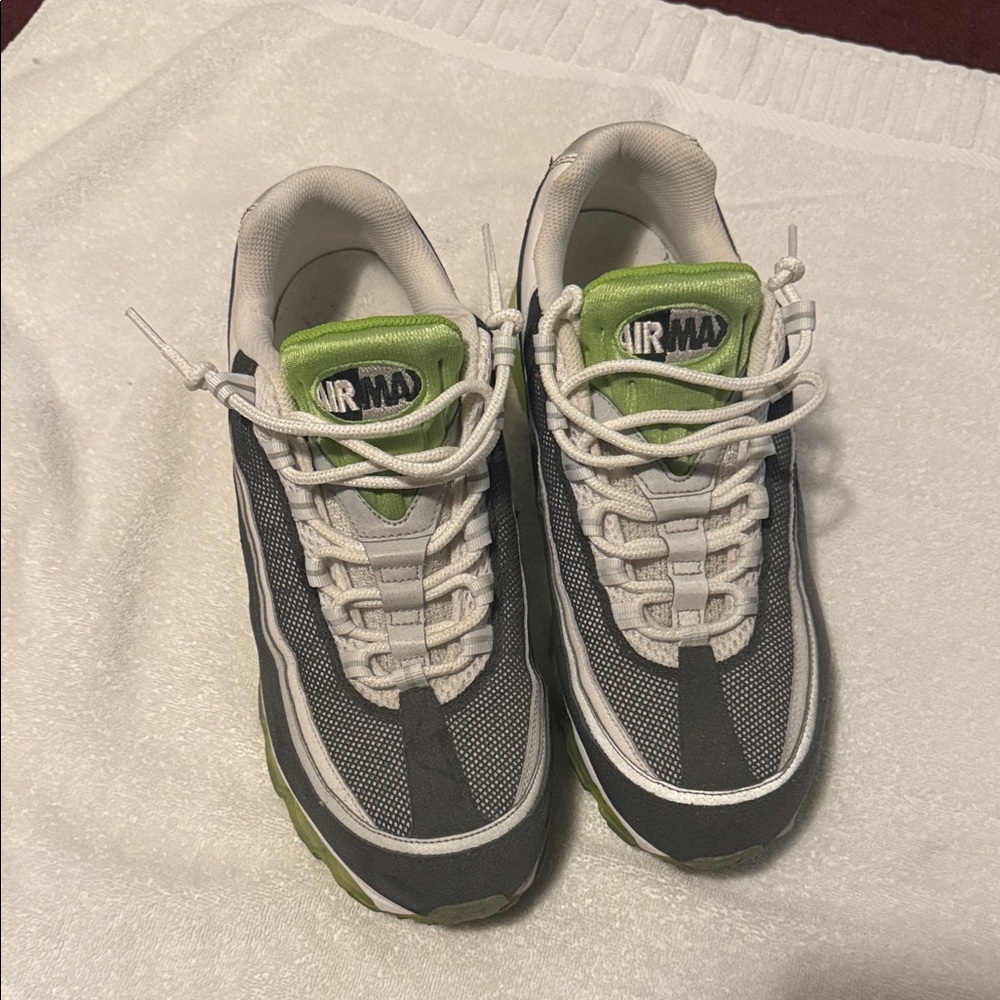 Nike Air Max Men's Sneakers - Black and Green